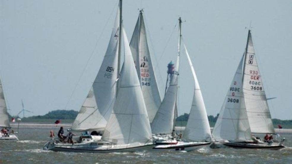 In Richtung Borkum geht es am Samstag für die Teilnehmer der Ditzumer Traditionsregatta.  © Foto: Hippen