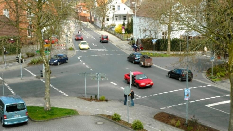 Ein Vorschlag, den die Verkehrsplaner zur Diskussion stellten, ist der Umbau der Ampelkreuzung von Risius-, Wester-, Post- und Bahnhofstraße zu einem Kreisverkehrsplatz. Dadurch sollen sich die Wartezeiten deutlich verkürzen.  © Szyska