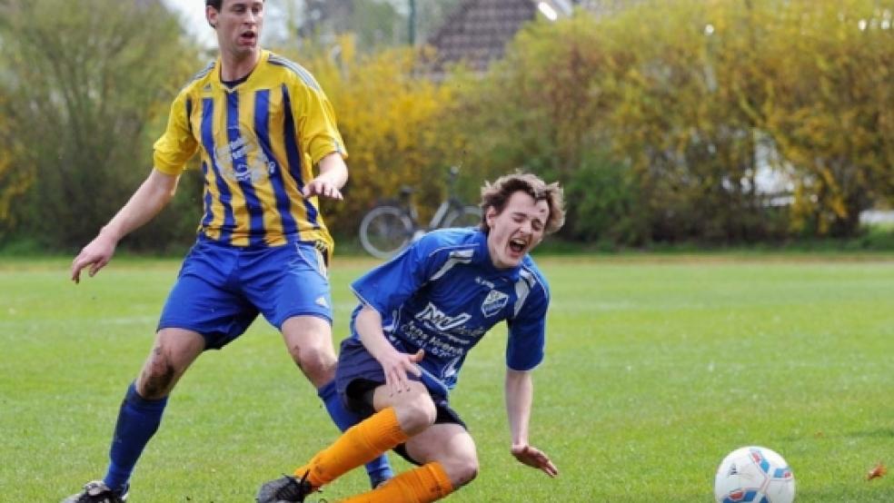 Aus dem Weg geräumt hat Weeners Dennis Boelen seinen Gegenspieler in dieser Szene. © Foto: Bruins