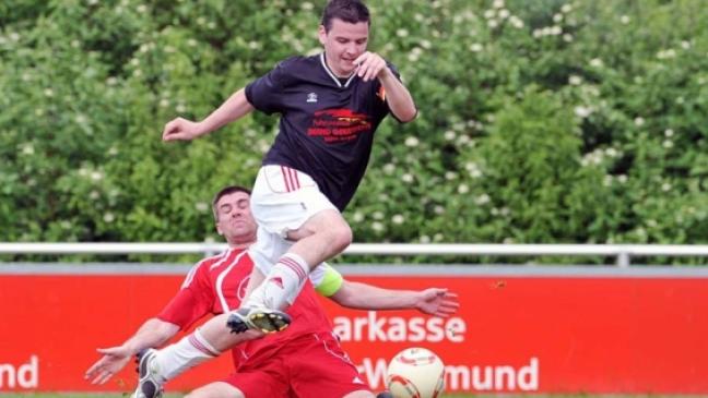 Derbysieg: SV »Ems« bleibt drin!