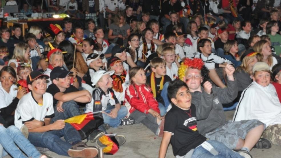 Nicht nur die jüngsten Fans sind im EM-Fieber. © RZ-Archiv