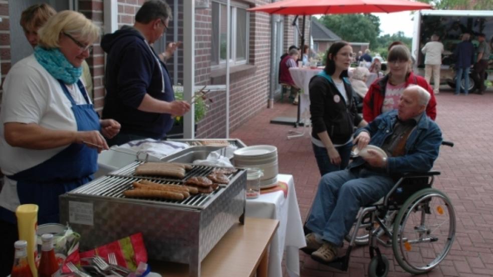 Eine Auswahl an Gegrilltem gab es für das leibliche Wohl der Besucher. © de Winter