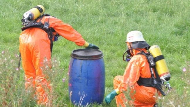 200 Liter Frittierfette in zwei Fässern