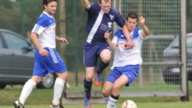 Möhlenwarf gewinnt hitziges Derby