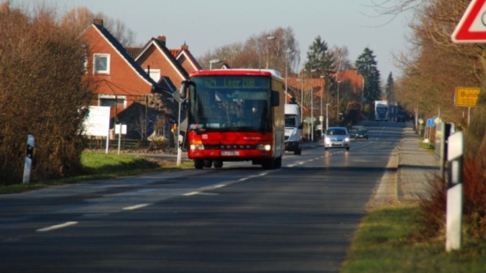 Auf dem Weg ist die geplante Sanierung der Boenster Straße in Bunde. Wenn in den kommenden zwei Wochen keine Einwendungen zum Planfeststellungsbeschluss eingehen, ist das Projekt baureif. © Archiv: Hanken