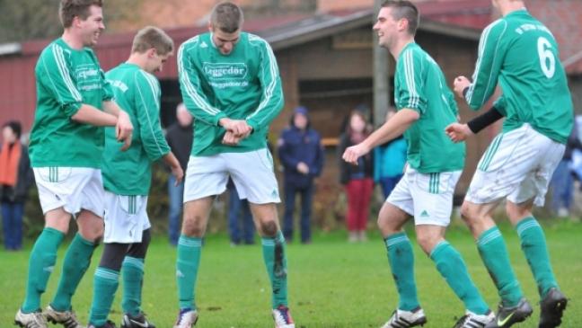 Teutonia tanzt zum Derbysieg