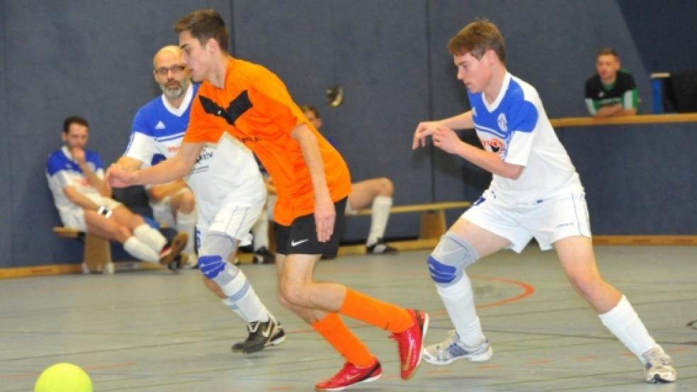 Turniersieger SV?Wymeer-Boen 2 I besiegte in der Vorrunde die Sportfreunde Möhlenwarf III?mit 3:2.  © Foto: Bruins