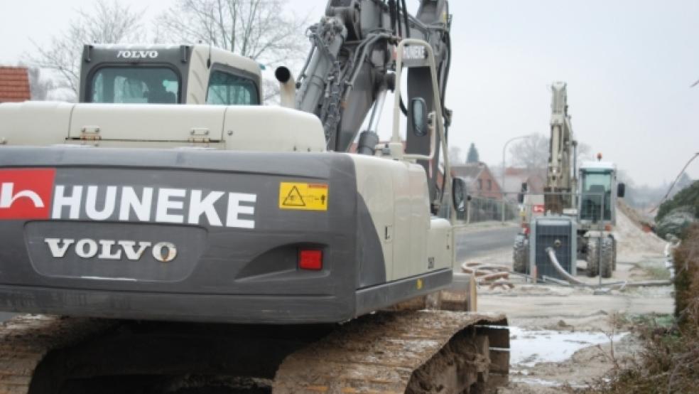 Winterruhe herrscht derzeit auf der Baustelle Graf-Ulrich-Straße in Weener. © Hoegen