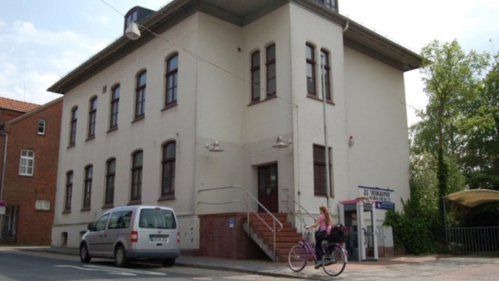 Das ehemalige Postgebäude in der Westerstraße steht leer und könnte - wie mehrere Objekte in Weeners Stadtkern - für den Wohnungsbau genutzt werden. © Foto: Nagel