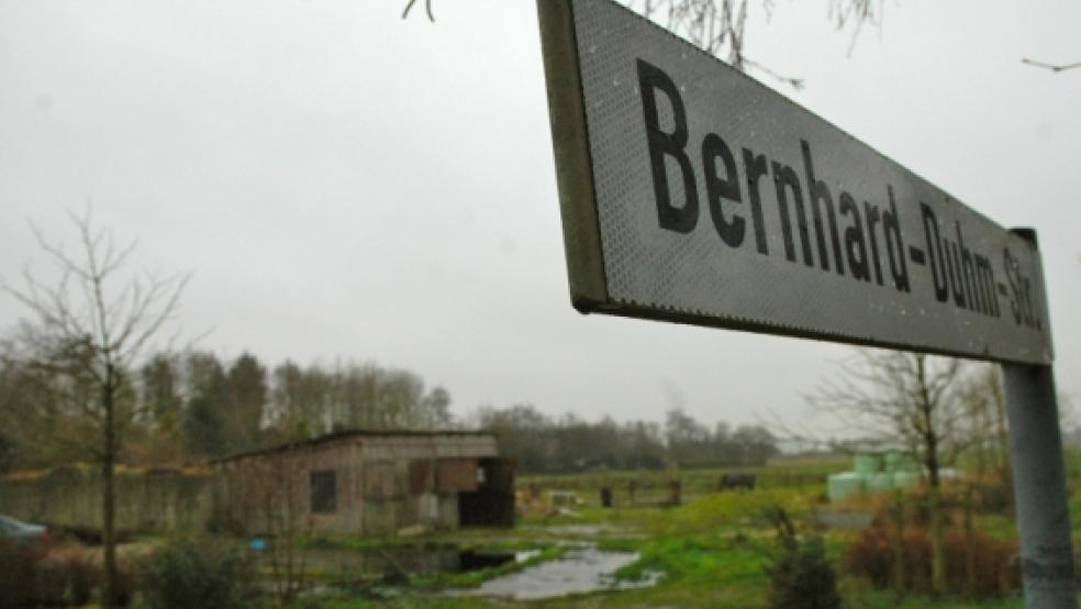 Nach dem Winter soll das neue Baugebiet von der Bernhard-Duhm-Straße aus erschlossen werden. »Im April oder Mai könnten die Leute anfangen zu bauen«, sagt Albert Woldenga von der »B?&?P?Grundstücks GmbH?&?Co. KG«. © Archivfoto: Szyska