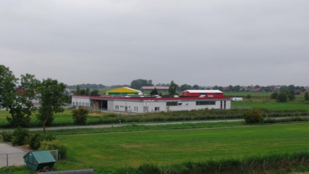 Jovy Atlas kann eine neue Produktionshalle rechts neben dem bestehenden Werk II bauen.  © Boelmann