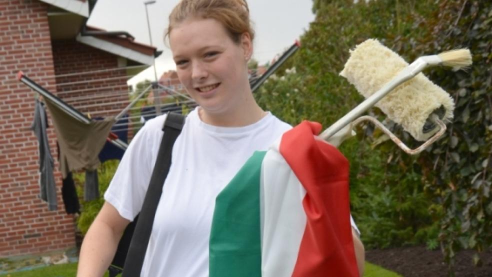 Die Tasche ist gepackt und Vorfreude gibt’s inklusive: Die 19-jährige Malerin in Ausbildung Kena Huisinga ist gespannt darauf, was sie im italienischen Vicenza erwartet.  © Wübbena