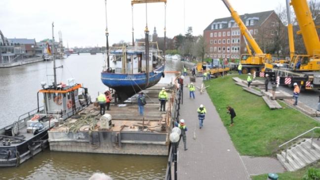 »Sirius« aus Hafen gehoben