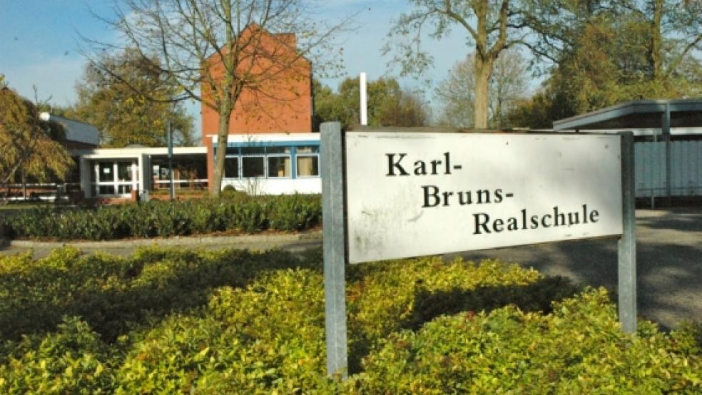 Die Karl-Bruns-Realschule an der Wiesenstraße (Bild) und die Phönixschule an der Floorenstraße verschmelzen im nächsten Schuljahr zu einer Oberschule mit gymnasialem Zweig. © Foto: Szyska