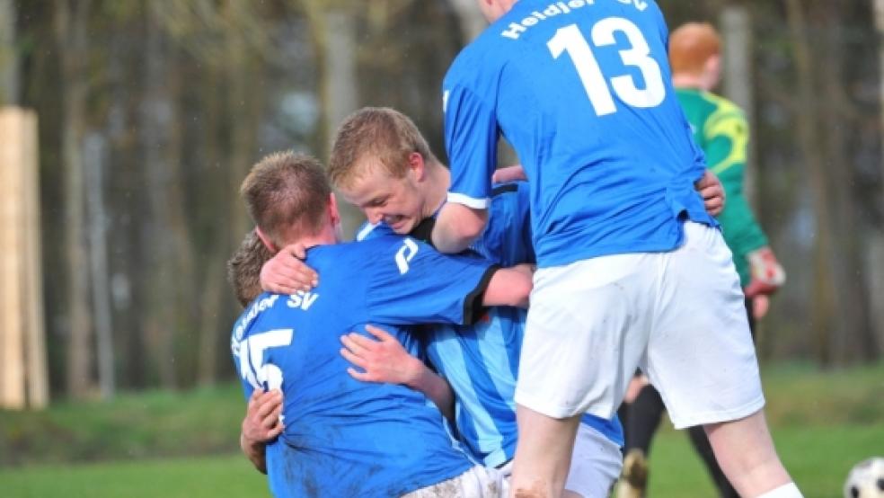 Freudentaumel beim Heidjer SV nach dem 3:2-Sieg. © Foto: Bruins