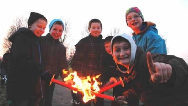 Im ganzen Rheiderland lodern die Flammen