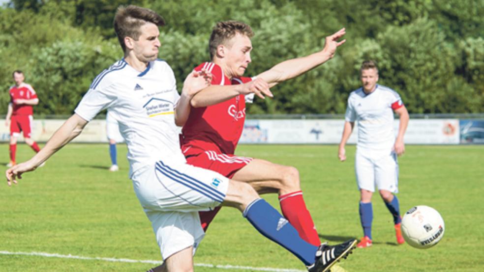 Fast immer zu spät waren die Bunder um Keno Schmidt im Heimspiel gegen Hollage. © Fotos: Mentrup