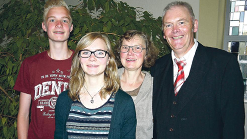 Für Pastor Gerhard Schrader stehen ab sofort Ehefrau Hinderike und die Kinder Matthias und Mirjam an allererster Stelle. Er will zur Ruhe kommen und hoffentlich gesund werden.  © Foto: Himstedt