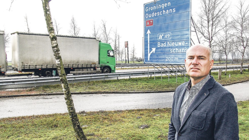 Karel Groen ist Geschäftsführer des Zweckverbandes Ems Dollart Region (EDR) und kämpft schon seit vielen Monaten gegen die geplanten Maut-Pläne, die besonders die Grenzregion treffen würden. © Foto: RZ-Archiv/ Boelmann