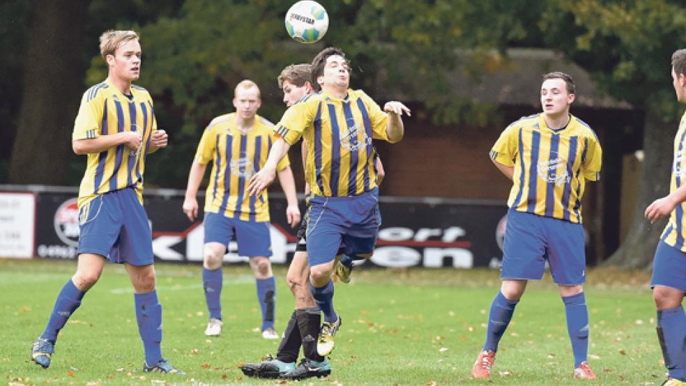 Nicht aus der Bahn zu bringen waren die Weeneraner um den Doppeltorschützen Tim Winterboer. © Foto: Bruins