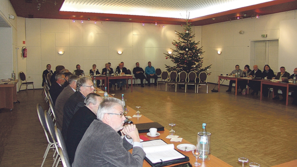Der Stadtrat in Weener tagt erst wieder kurz vor Weihnachten. Dieses Bild entstand im Dezember 2013.  © Archivfoto: Boelmann