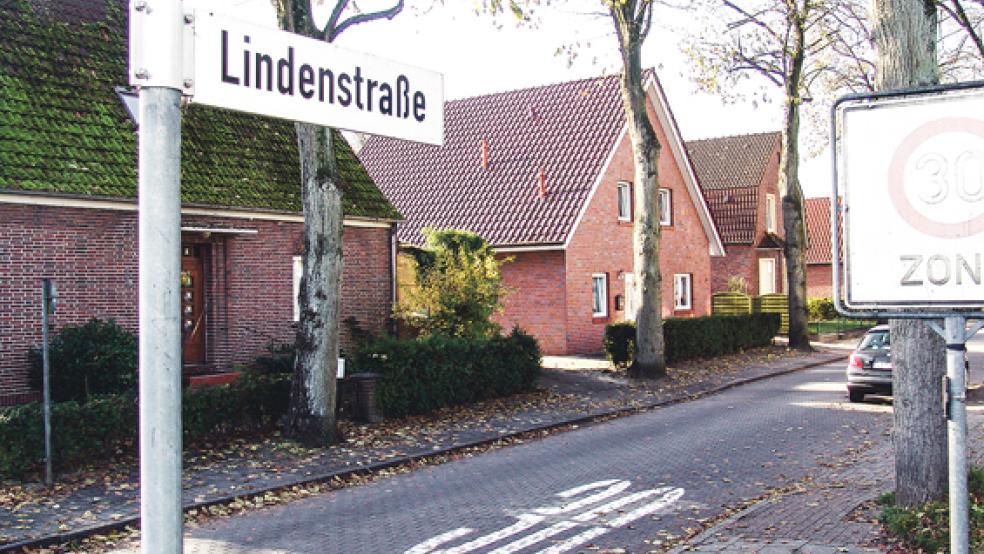 Die Lindenstraße in Weener soll saniert werden.  © Foto: Boelmann