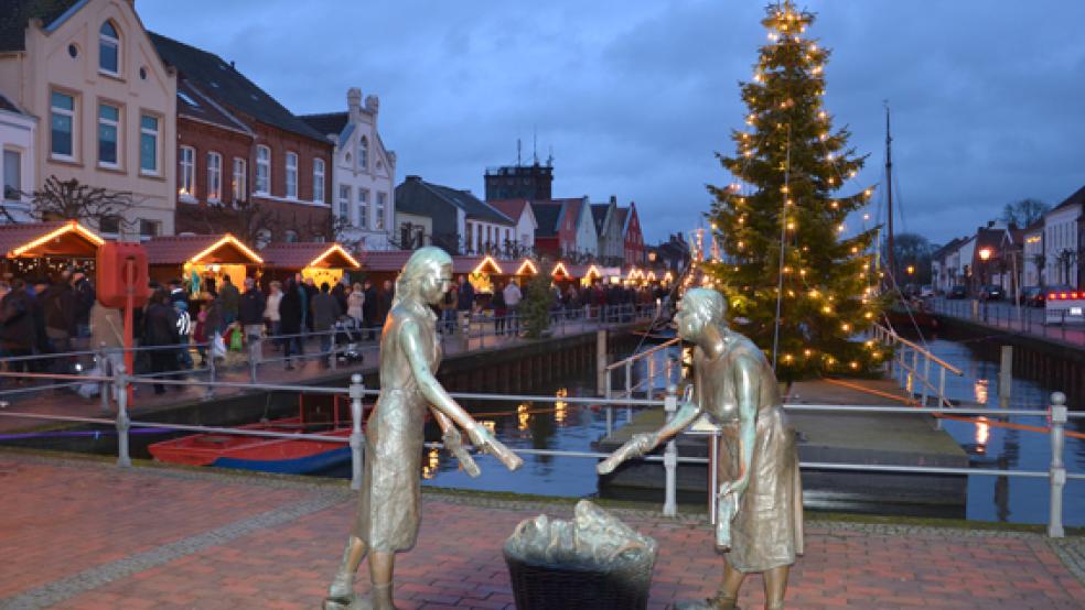 Der Adventsmarkt öffnet am 6. Dezember am Alten Hafen in Weener seine Tore.  © Foto: Stadt Weener