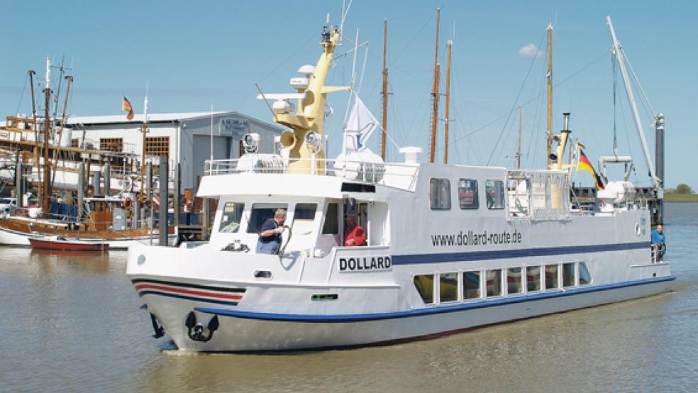 Ist ab dem 1. Mai wieder auf der Ems unterwegs: das Schiff »Dollard«. © Foto: Landkreis Leer