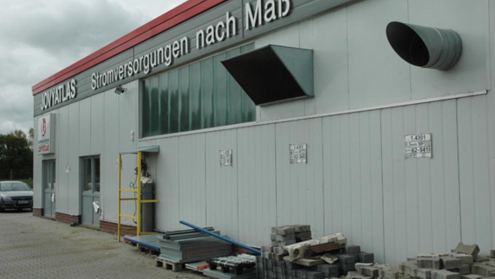Das knallige Rot an der Produktionshalle von Jovyatlas in Soltborg wird in Kürze einem dezenten Blau-Orange weichen. © Foto: Szyska