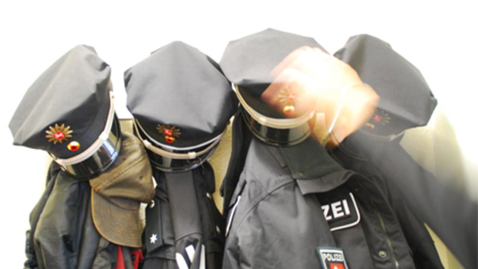 Die Polizei warnt vor falschen »Kollegen«, die einen 26-Jährigen in Folmhusen um Bargeld erleichtert haben. © Archivfoto: Hanken