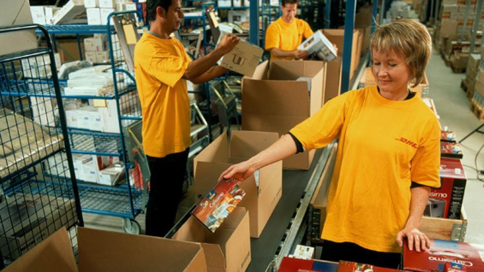 Post- und Paketzusteller haben jetzt auch im Kreis Leer ihre Arbeit niedergelegt. © Foto: DHL