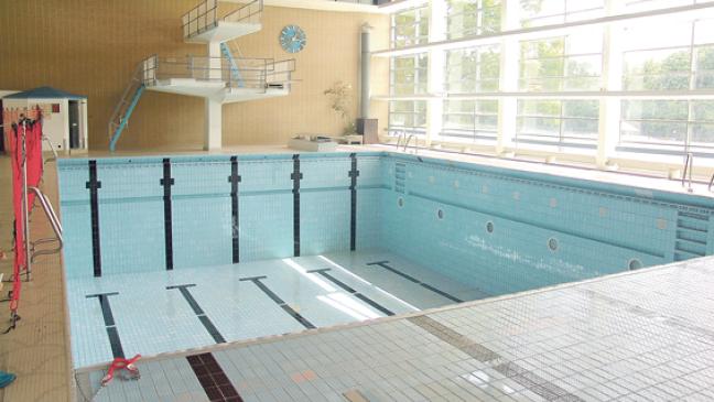 Neues Hallenbad bekommt drei Becken