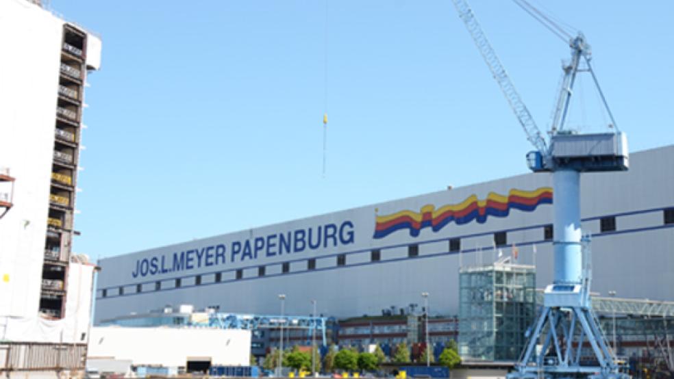 Auf gepackten Koffern nach Luxemburg sitzt die Meyer Neptun GmbH, unter deren Dach auch die Papenburger Meyer Werft ist. Beim Runden Tisch in Emden haben sich die Teilnehmer auf ein Stillhalte-Abkommen geeinigt. Bis September sollen offene Fragen geklärt werden. © Foto:Hanken