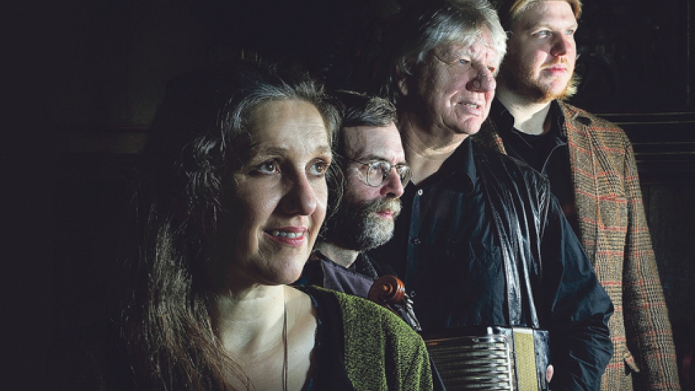 Die aktuelle Besetzung von »Laway«: Petra Fuchs, Jörg Fröse Gerd Brandt und Keno Brandt (von links). © Foto: artychoke