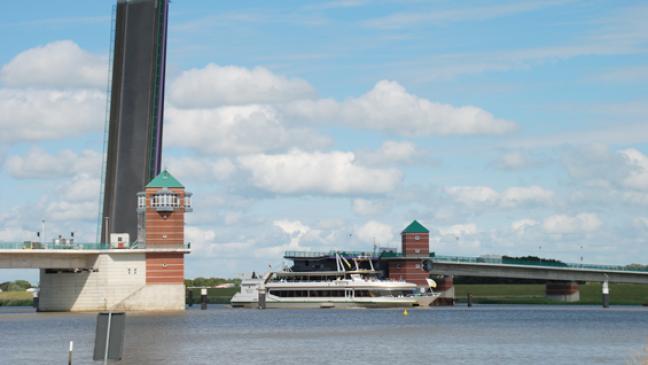 Teile im Klappenöl legten Brücke lahm