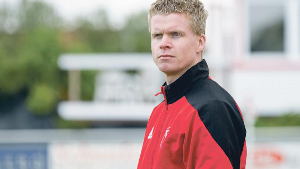 Für Christian Meyer und seine Bunder gab es beim VfB Uplengen überhaupt nichts zu holen. © Foto: Mentrup
