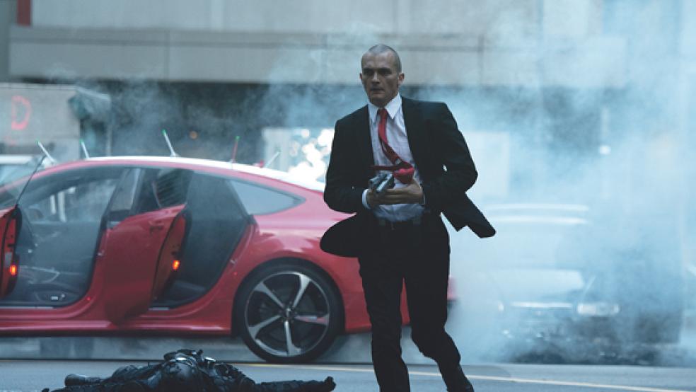 Im Genlabor ist er zu einer perfekten »Tötungsmaschine« herangezüchtet worden: Agent 47 alias Hitman (Rupert Friend).  © Foto: 20th Century Fox