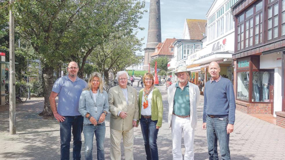 Die Mitglieder der Leeraner Kreistagsfraktion von Bündnis90/Die Grünen tagten auf Borkum (von links): Rainer Kottke, Mechthild Tammena, Manfred Cybalski, Meta Janssen-Kucz, Wilhelm Oncken und Eldert Sleeboom. © Foto: privat