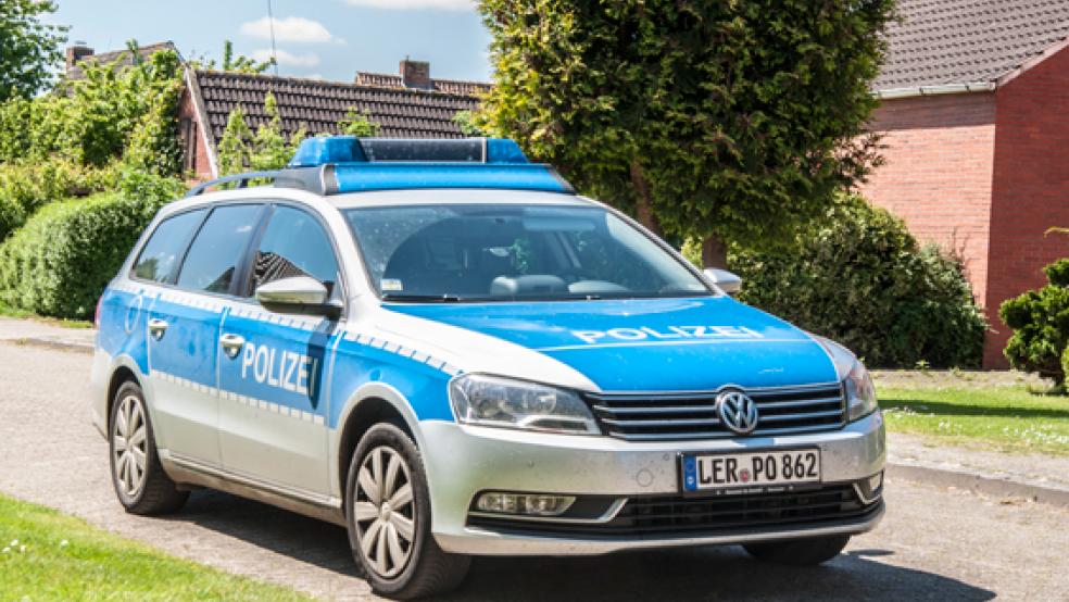 Auf der Bundesstraße 436 zwischen Bunde und Weener sind zwei junge Männer vor der Polizei geflüchtet. © Foto: RZ-Archiv