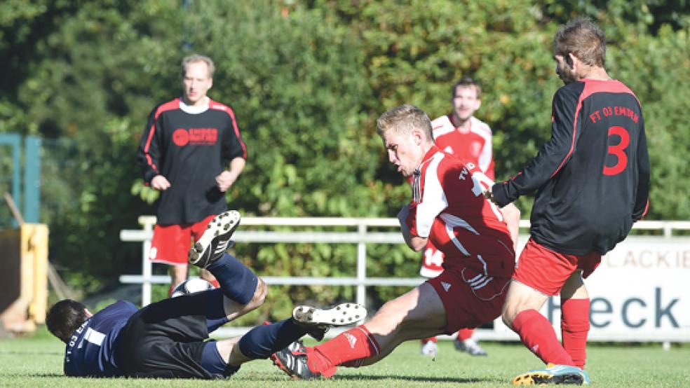 Auch im Sitzfußball machte Bundes Torschütze Carsten Frikke eine gute Figur. © Foto: Bruins