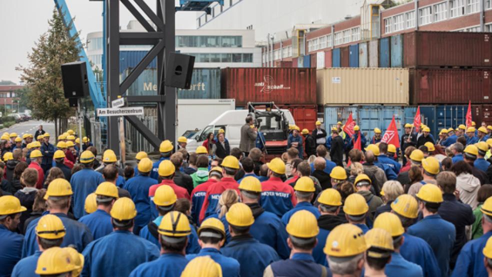 Der Betriebsrat der Meyer Werft steht weiter zu seinem Vorsitzenden Ibrahim Ergin und will ihn bei der Mediation am Tisch sitzen sehen. Das lehnt die Werftleitung strikt ab. © Foto: Klemmer