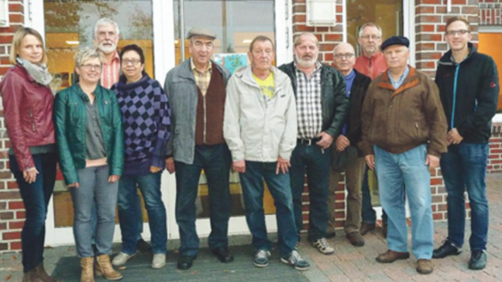 Die Delegation des SPD-Gemeindeverbandes Bunde zeigte sich angetan vom Ergebnis der Baumaßnahmen. © Foto: Graalmann