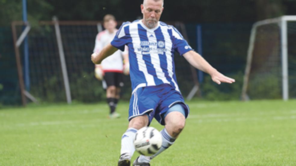 Spielertrainer Ronnie Beukema will mit seiner Reserve der Sportfreunde Möhlenwarf gegen FTC Hollen II punkten. © Foto: Bruins