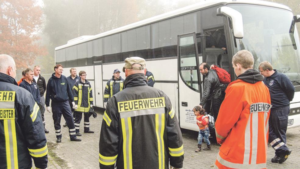 Die Kapazität der Sorthalle an der Floorenstraße in Weener ist nun ausgeschöpft. © Foto: Hoegen