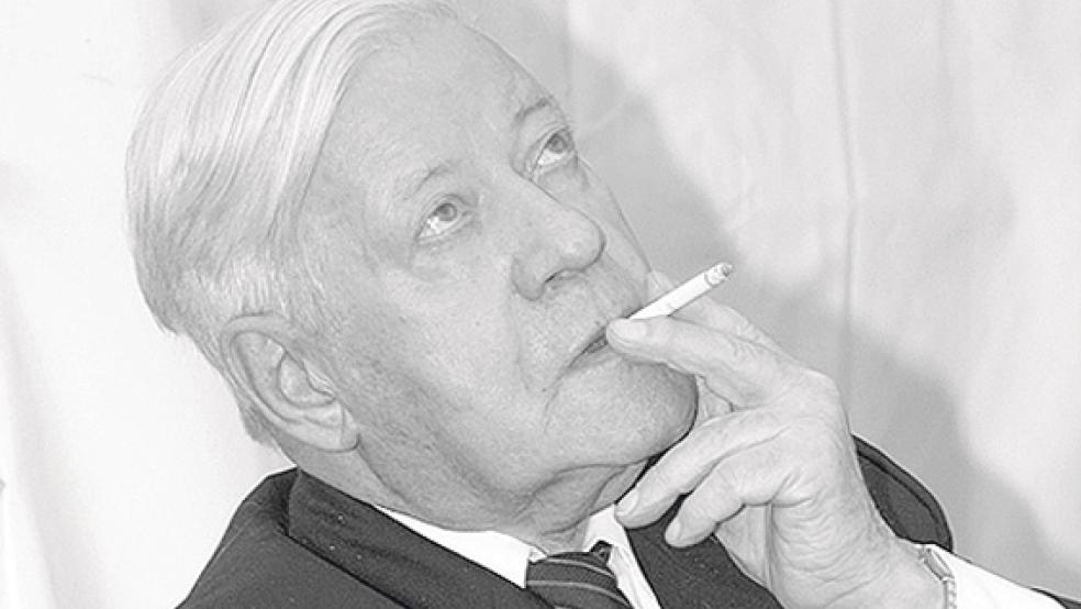 Helmut Schmidt war zum letzten Mal am 24. Juni 2002 im Landkreis Leer zu Gast. © Archivfoto: Hanken