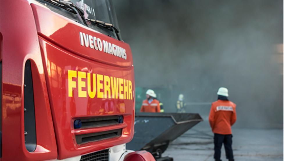 Die Feuerwehren aus allen Jemgumer Ortsteilen wurden am Samstagvormittag alarmiert. Es handelte sich um eine Großübung auf dem Gelände der Gaskavernen. © Symbolfoto: Klemmer