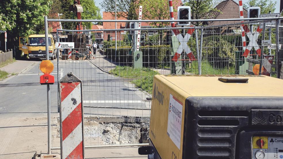 Reparaturen am Kanalnetz kosten viel Geld. Unser Foto zeigt eine Baustelle an der Süderstraße in Weener. © Archivfoto: Hoegen