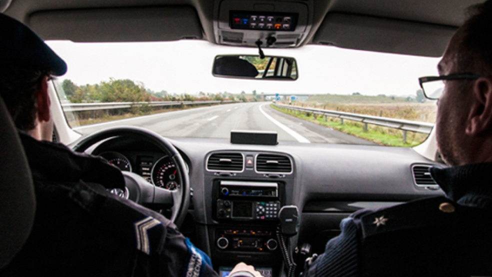 Aus dem Verkehr gezogen hat das Grenzüberschreitende Polizei Team einen 27-jährigen Autofahrer in Bunderneuland. © Archivfoto: de Winter