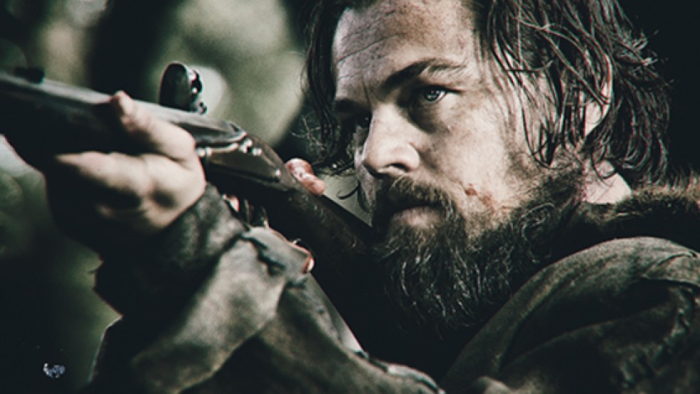 Trapper Hugh Glass (Leonardo DiCaprio) muss sich schwer verletzt alleine durch die Wildnis kämpfen. © Foto: 20th Century Fox