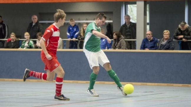 Beide Möhlenwarfer Teams weiter